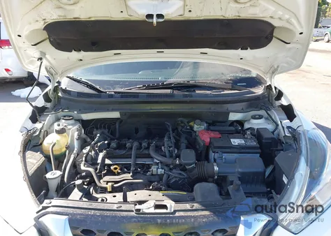 2018 Nissan Kicks S из США, поврежденный, VIN 3N1CP5CU0JL525779